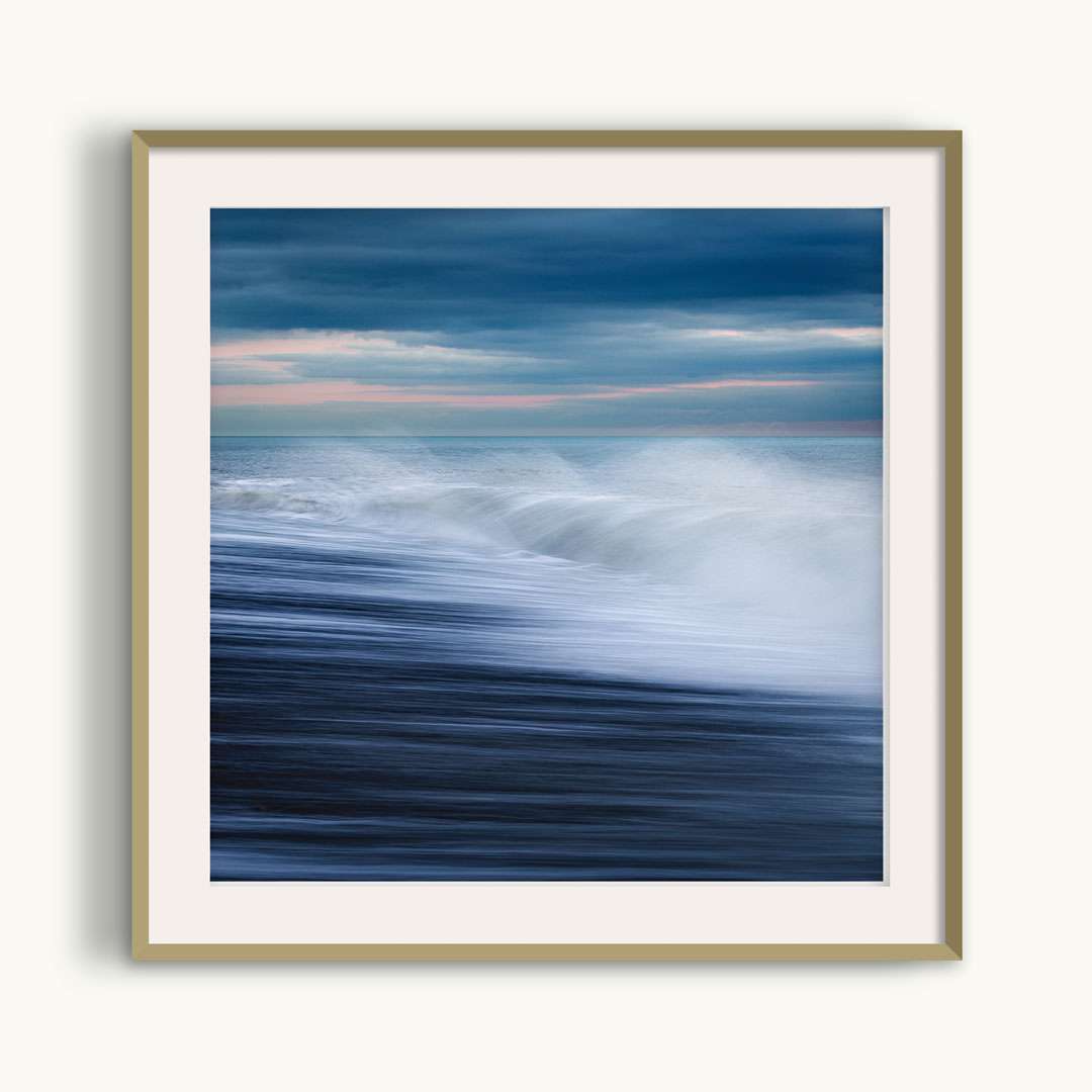 Ebony <div class="prod-title-secondary">Dynamic Seascape</class></div> - Image 3
