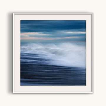 Ebony <div class="prod-title-secondary">Dynamic Seascape</class></div>